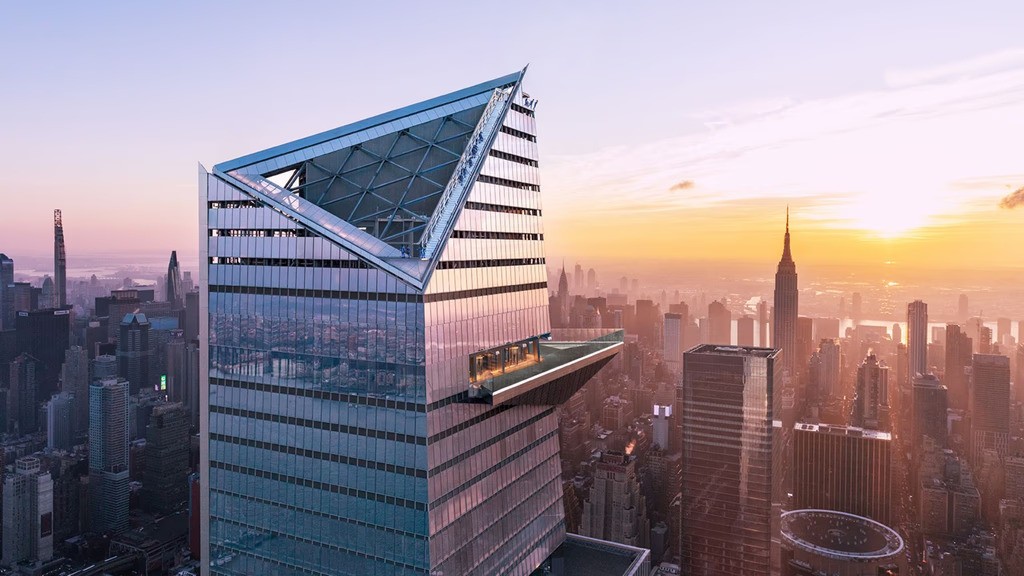 探索纽约：从高空俯瞰与深入探索