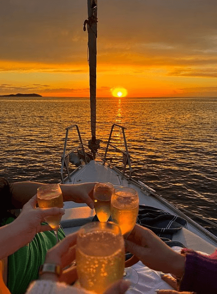 🌊 Vaš ultimativni vodič kroz najuzbudljiviji tjedan partyja na Ibizi